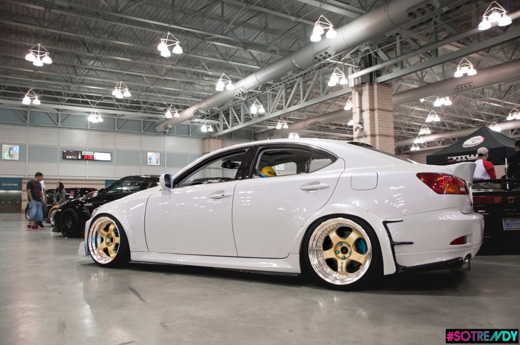 Love the aggressive look on this car