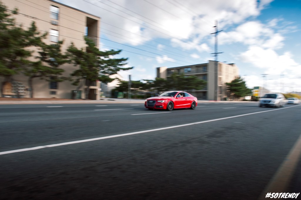 This is S5 is looking gorgeous gleaming in that red color