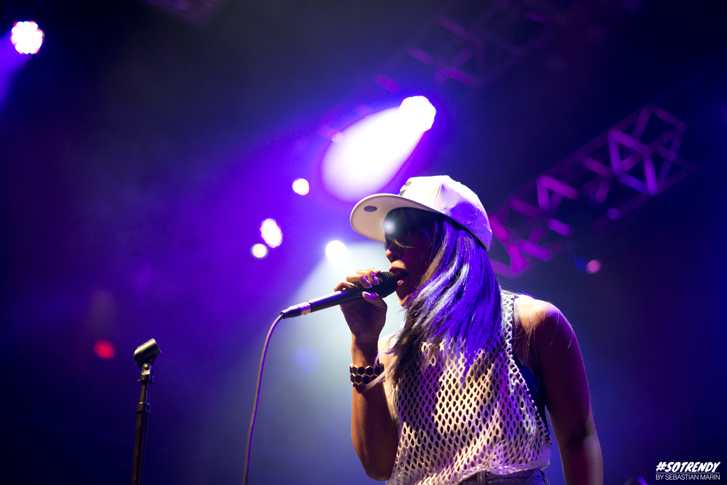 Common - Sotrendy - SM - 09