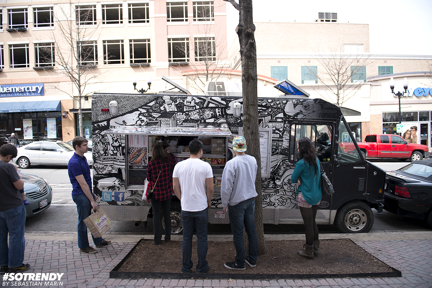 SOTRENDY - By Sebastian Marin